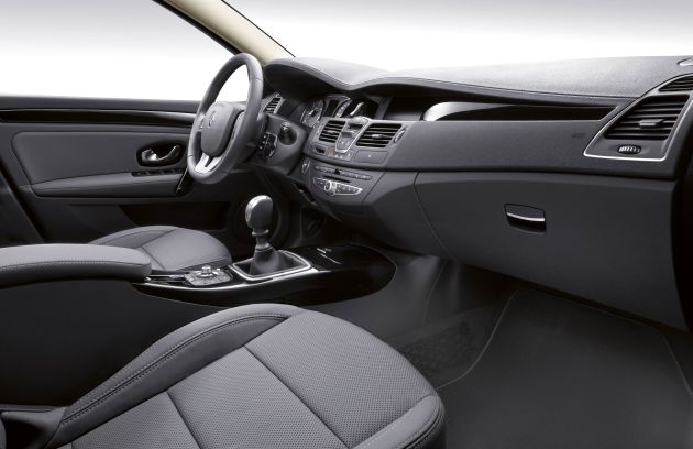 Renault Laguna 2010:
Renault Laguna 