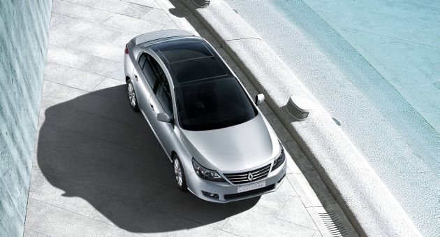 Renault Latitude:
Renault Latitude