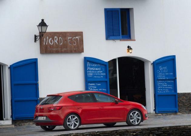 Seat Leon 2012:
Seat Leon