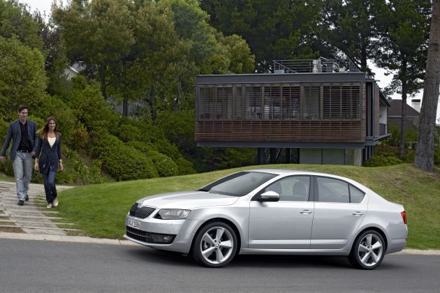 Skoda Octavia:
SKODA Octavia 2012