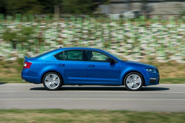 Skoda Octavia RS:
Skoda Octavia RS