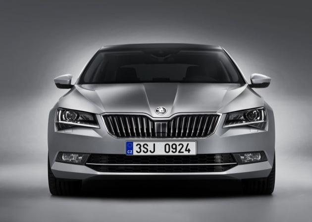 Skoda Superb:
Skoda Superb