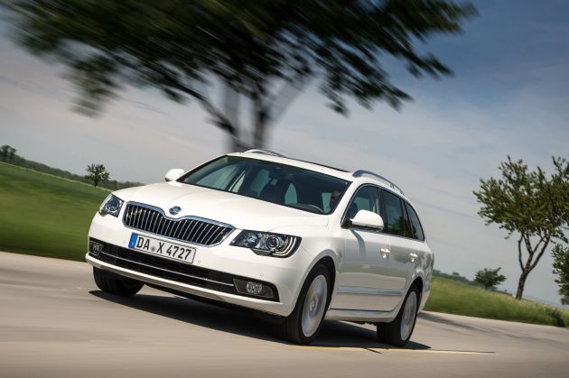 Skoda Superb Combi:
Skoda Superb Combi