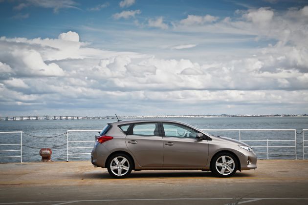 Toyota Auris :
Toyota Auris 
