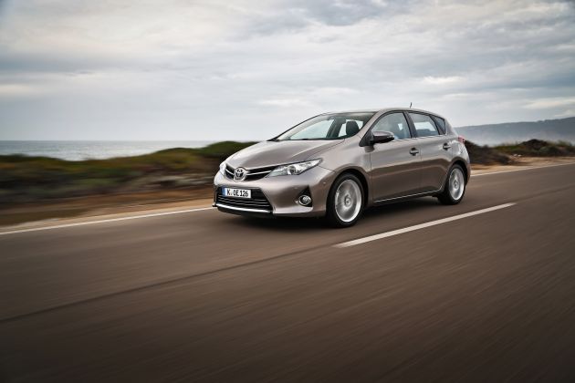 Toyota Auris:
Toyota Auris