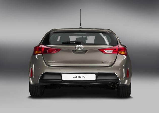 Toyota Auris:
Toyota Auris