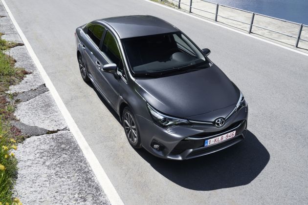 Toyota Avensis :
Toyota Avensis