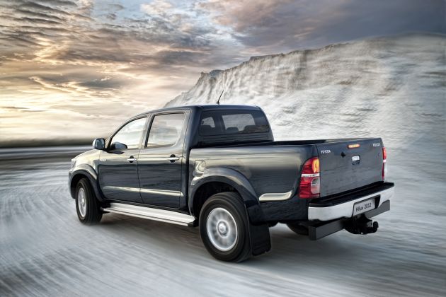 Toyota Hilux:
Toyota Hilux