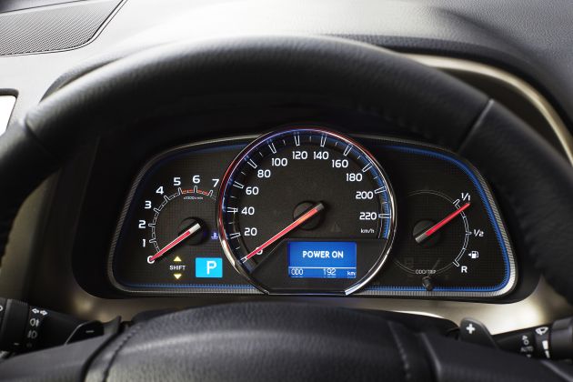 Toyota RAV4 G:
Toyota RAV4