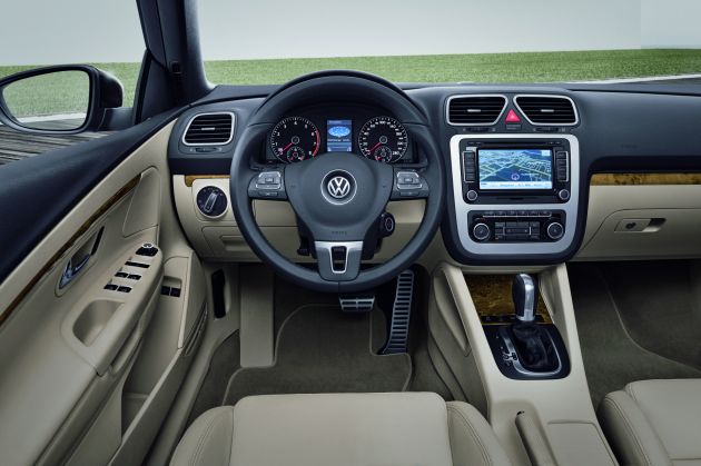 VW Eos 2010:
DB2010AU01266