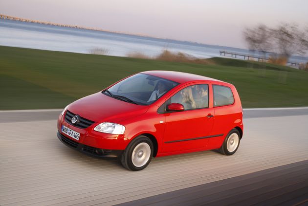VW Fox:
DB2005AU00483