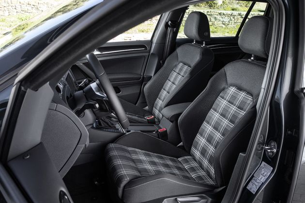 VW Golf GTD Variant :
VW Golf GTD Variant 