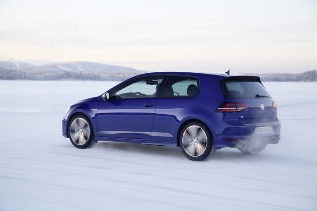 VW Golf R :
VW Golf R