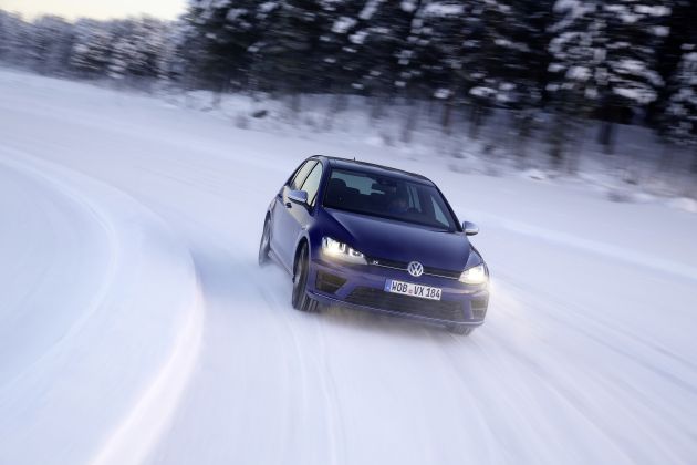 VW Golf R:
Golf R 