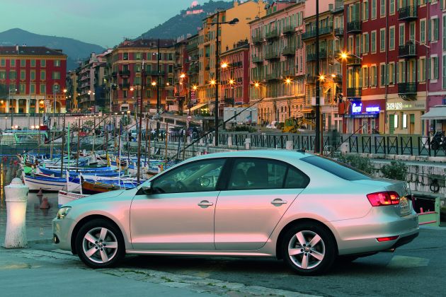 VW Jetta:
DB2011AU00137