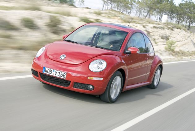 VW New Beetle:
8-bit RGB flat IBM byte order uncompressed TIFF file, 3504x2336 pixels (11.68x7.79 inches) @ 300.00 pixels/inch, written by Adobe Photoshop CS