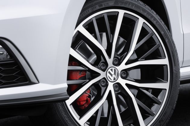 VW Polo GTI :
VW Polo GTI 