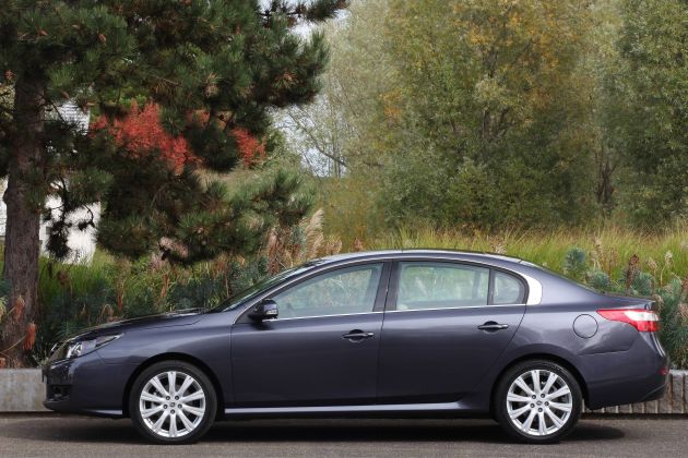 Renault Latitude:
Renault Latitude