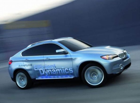 Seitenansicht des BMW Concept X6 Active Hybrid 1