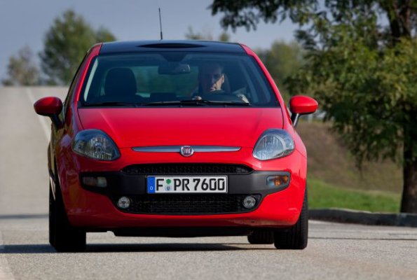 Frontansicht des Fiat Punto Evo