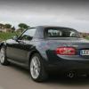 Heckansicht des Mazda MX-5 mit geschlossenem Verdeck