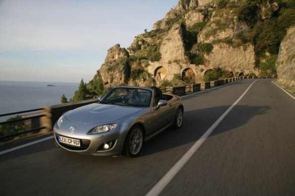 Eine Draufsicht auf den Mazda MX-5