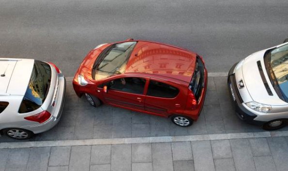 Sparsam nicht nur beim Sprit, sondern auch hinsichtlich des Platzverbrauchs: der Peugeot 107