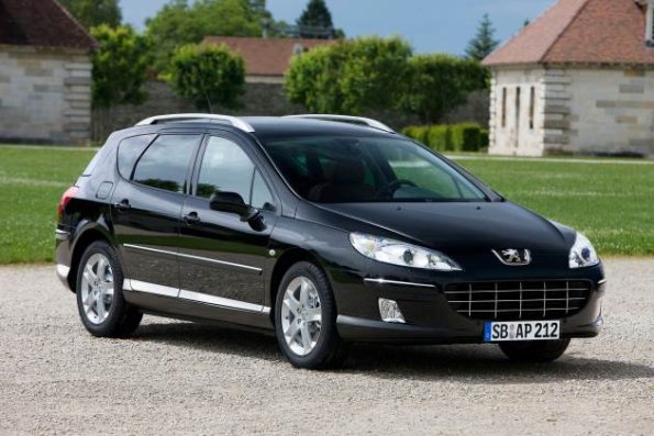 Front- / Seitenansicht des Peugeot 407