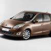 Front- / Seitenansicht des Renault Grand Scenic