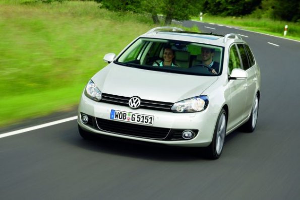 Frontansicht des VW Golf Variant 2009