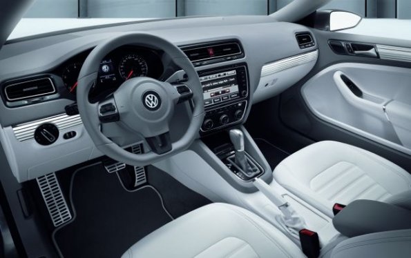 Die Steuerkonsole im Volkswagen New Compact Coupe