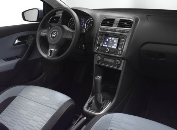 Ein Blick ins Innere der Studie: Der Polo BlueMotion ist mit einer speziell abgestimmten Innenausstattung versehen worden. 