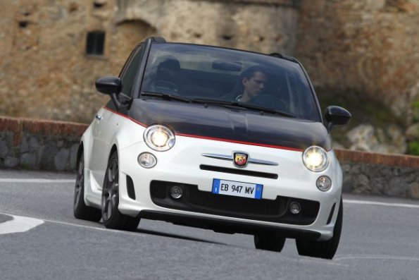 Frontansicht des Abarth 500C