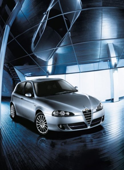 Die Komplettansicht des Alfa Romeo 147