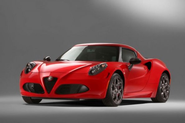 Die Frontansicht des Alfa Romeo 4C