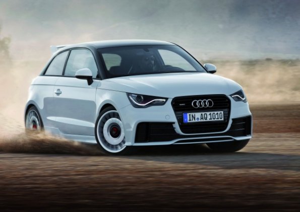 Eine Fahraufnahme des Audi A1 Quattro