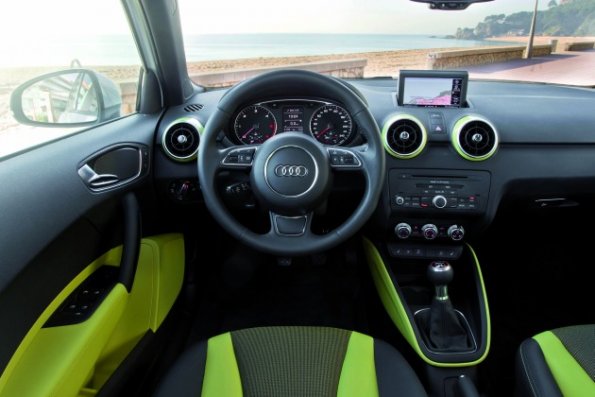 Das Cockpit im Audi A1 Sportback