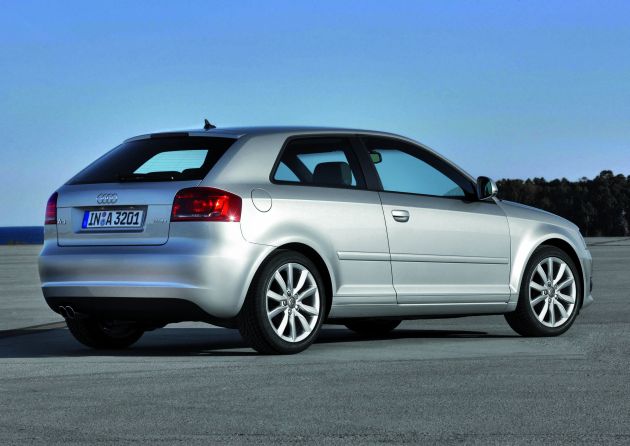 Audi A3 :
A3080018