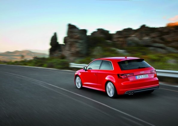 Ein Blick auf die Heckpartie des Audi A3 1.8 TFSI S-Line