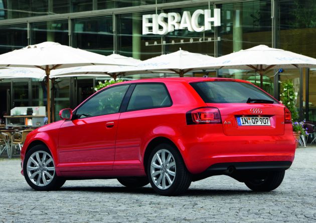 Audi A3:
A3100023