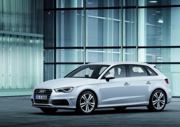 Seitenansicht des Audi A3 Sportback S line