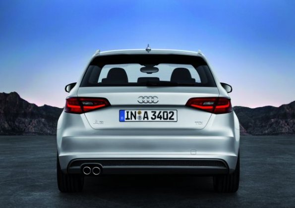 Das Heck des Audi A3 Sportback S line