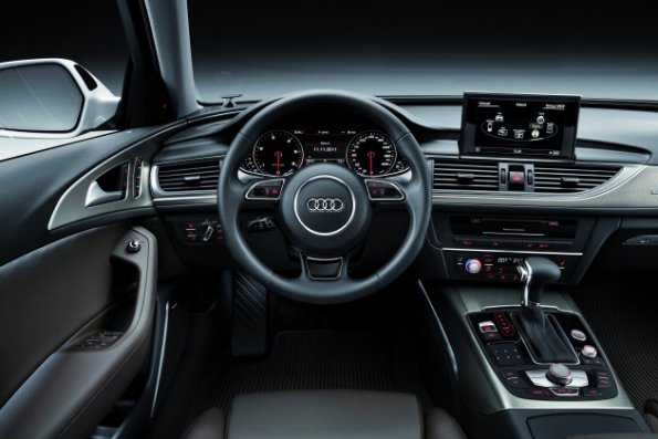 Das Cockpit im Audi A6 Allroad Quattro