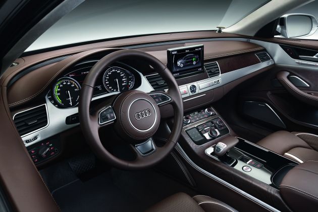 Audi A8 Hybrid:
A8h110012