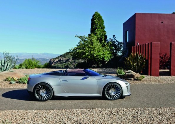 Die Silhouette des Audi e-tron Spyder