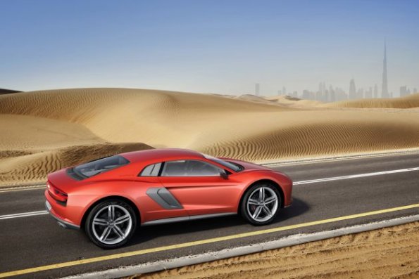 Die Seitenpartie des Audi nanuk Quattro concept Farbe: Extremrot