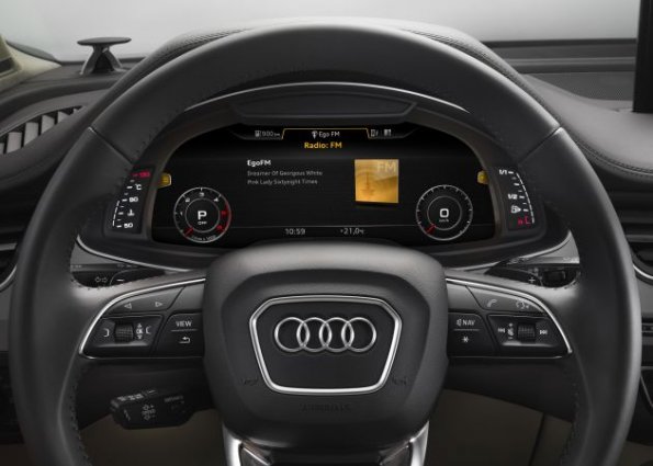 Cockpit im Audi Q7 