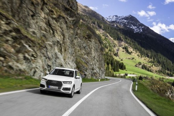 Fahrnaufnahme mit dem Audi Q7