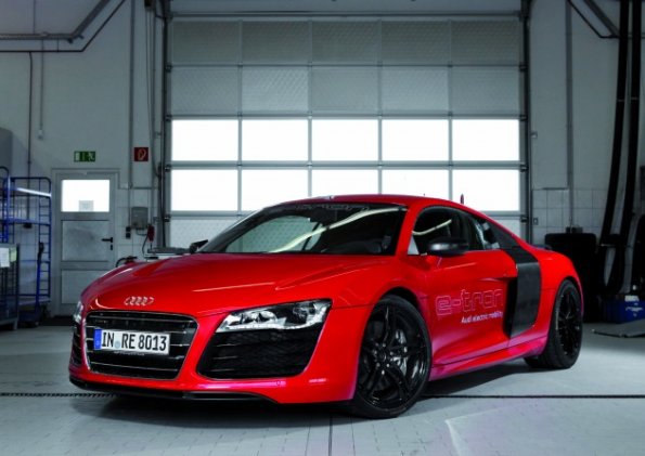 Die Frontpartie des Audi R8 e-tron