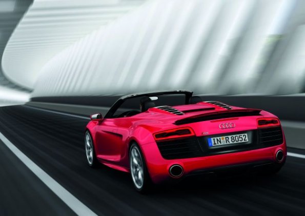 Der Audi R8 Spyder V10 unterwegs 